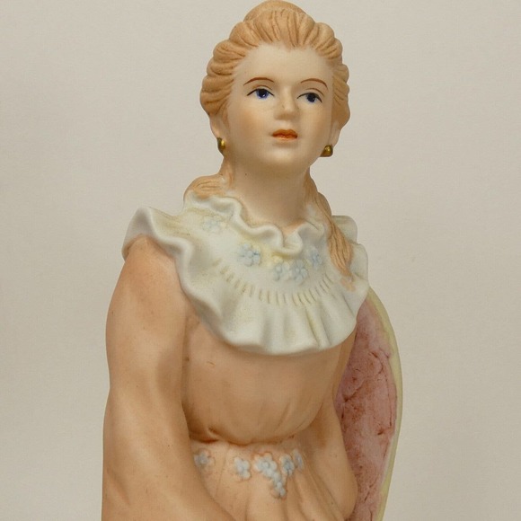 Homco # 1439 Courtney's Dream Porcelain Bisque Lady in Chair Figurine 6.5" SEJ&5 - Picture 14 of 16